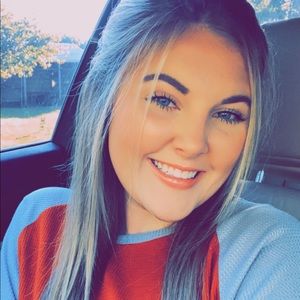 Meet your Posher, Savannah